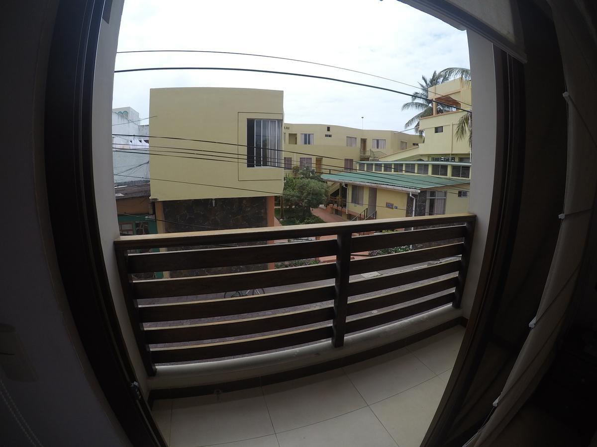 Hostal Costa Del Pacifico Puerto Ayora  Eksteriør billede
