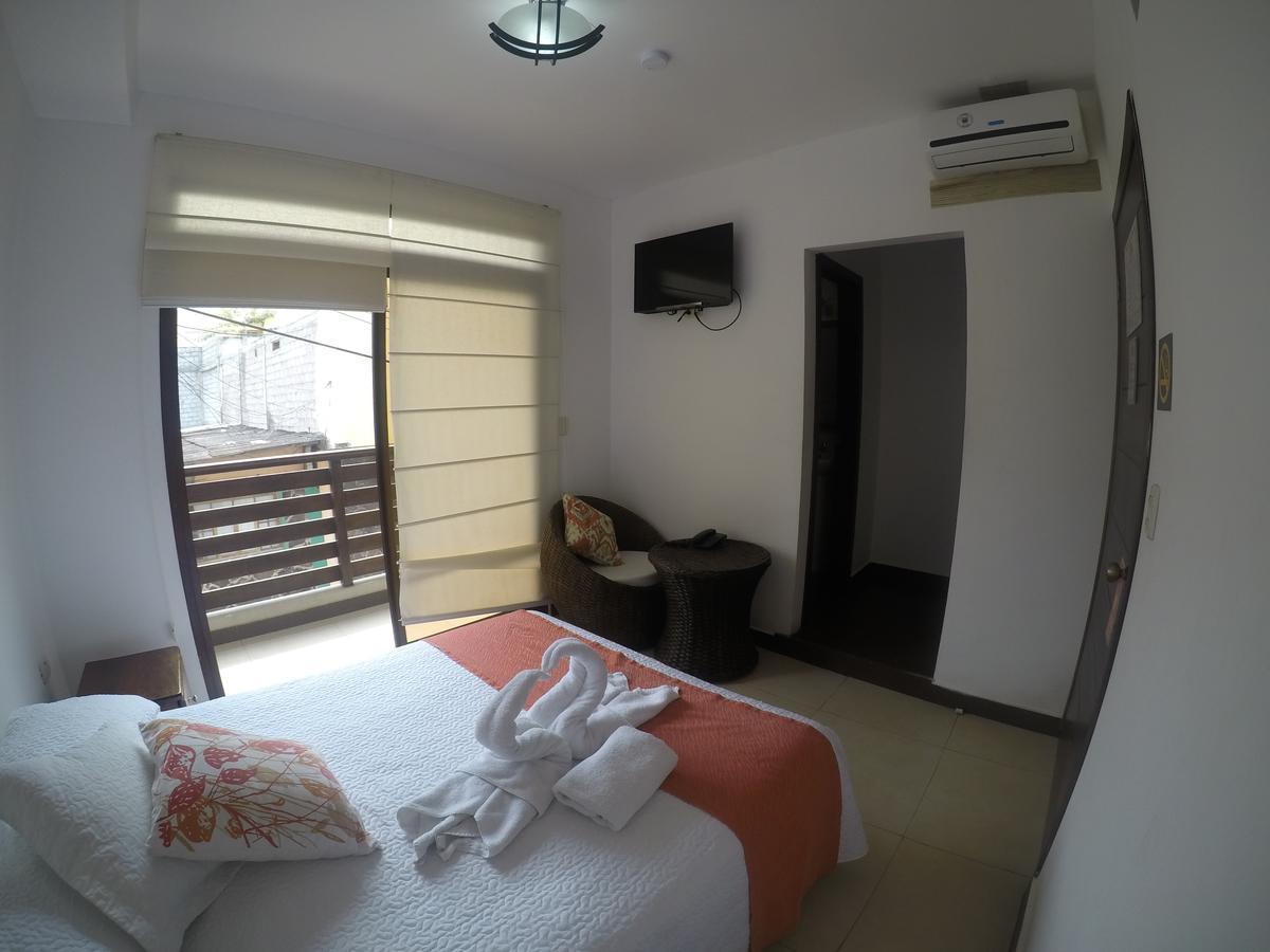 Hostal Costa Del Pacifico Puerto Ayora  Eksteriør billede