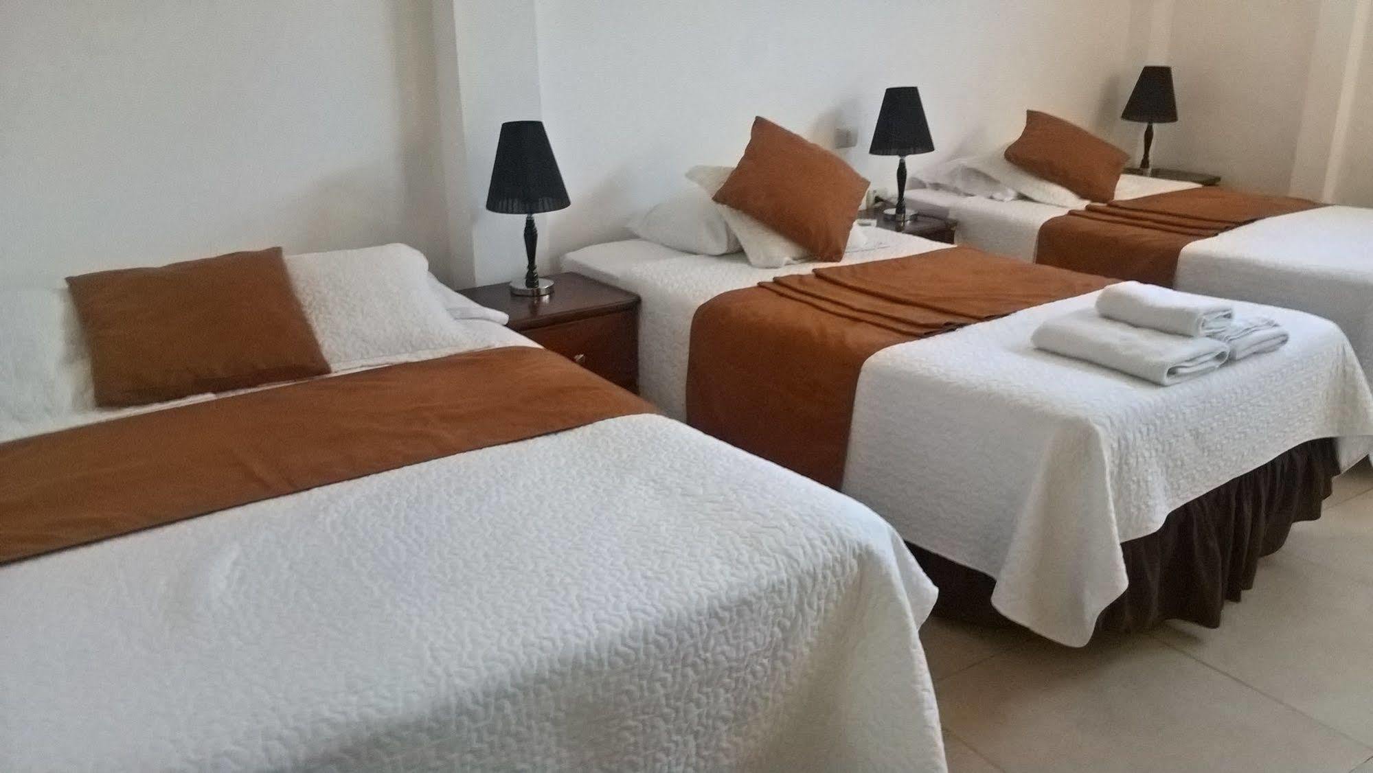 Hostal Costa Del Pacifico Puerto Ayora  Eksteriør billede