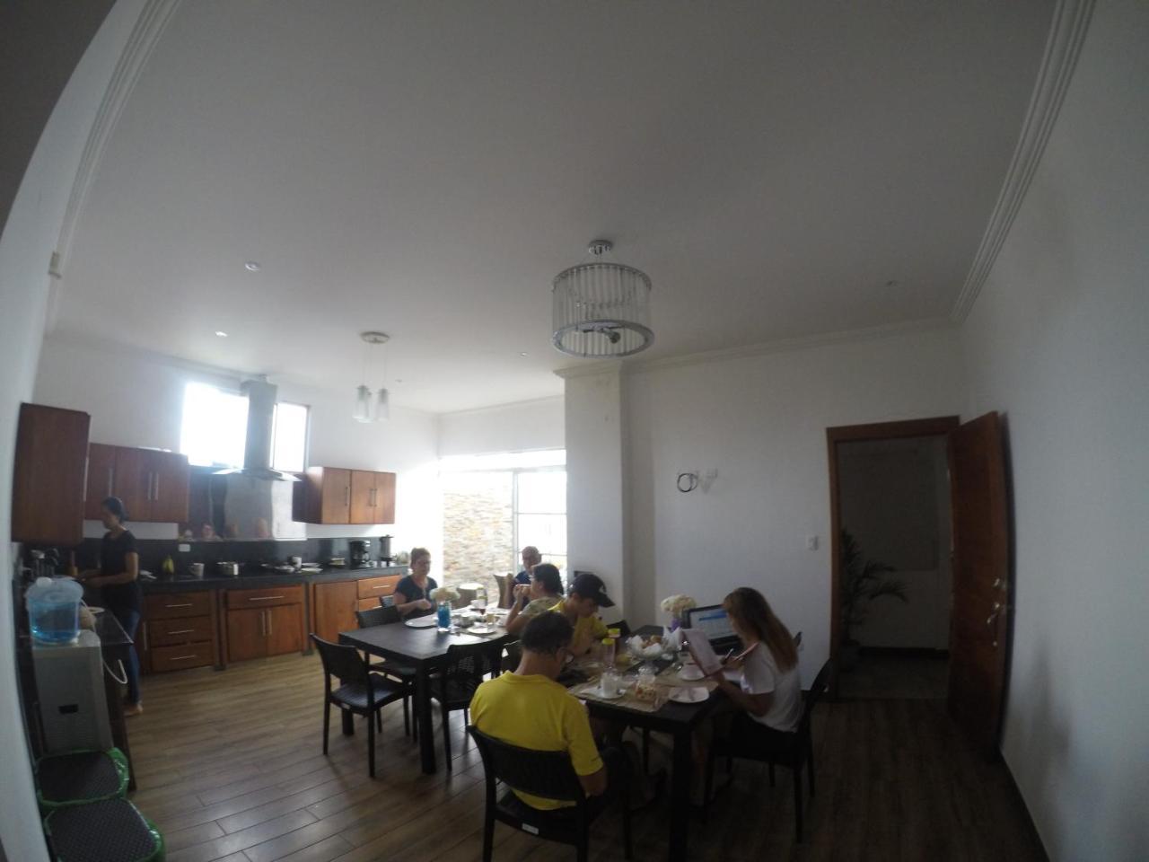 Hostal Costa Del Pacifico Puerto Ayora  Eksteriør billede