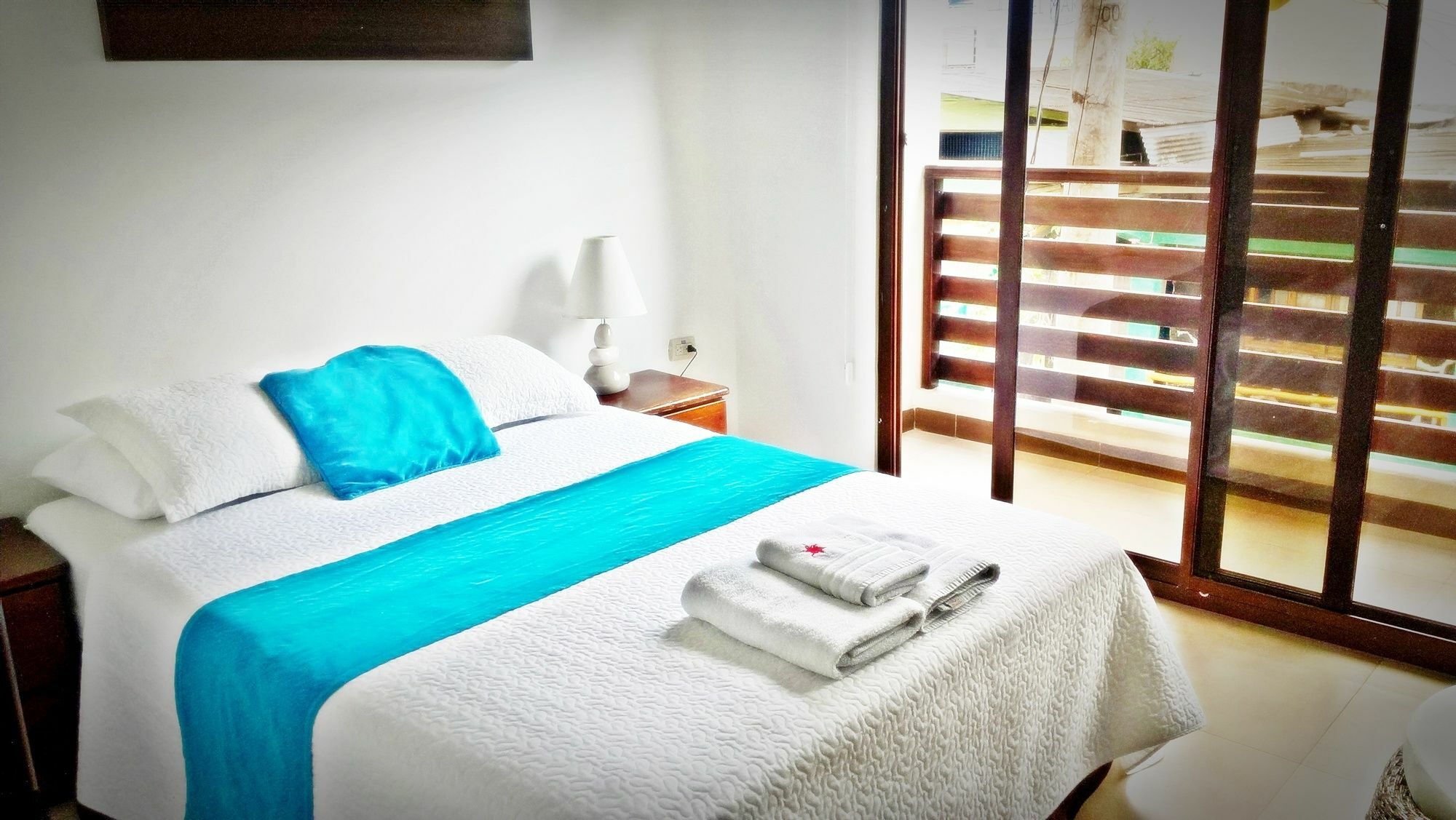 Hostal Costa Del Pacifico Puerto Ayora  Eksteriør billede